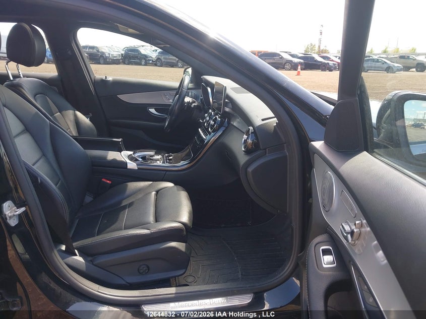 2015 Mercedes-Benz C 400 4Matic VIN: 55SWF6GB5FU022586 Lot: 12644832