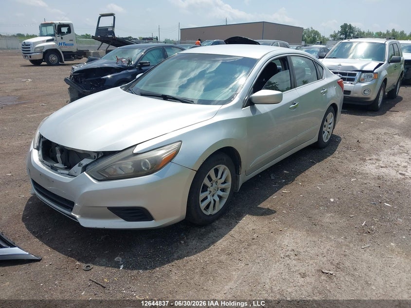 2017 Nissan Altima 2.5 S, Front, IAAI, VIN 1N4AL3AP0HN329956 — photo 2