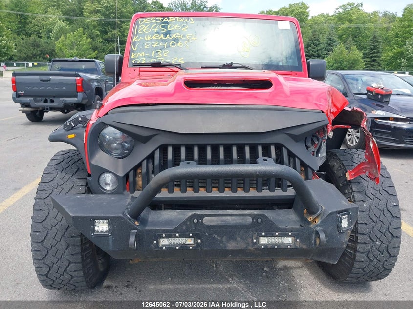 2014 Jeep Wrangler Unlimited Sport VIN: 1C4BJWDG6EL274065 Lot: 12645062