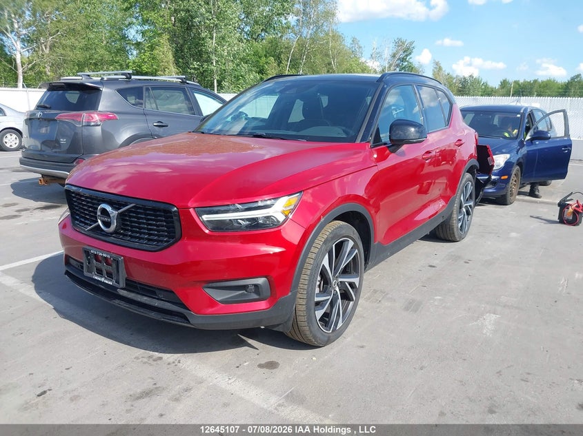 2021 Volvo Xc40 T5 R-Design VIN: YV4162UM1M2516726 Lot: 12645107