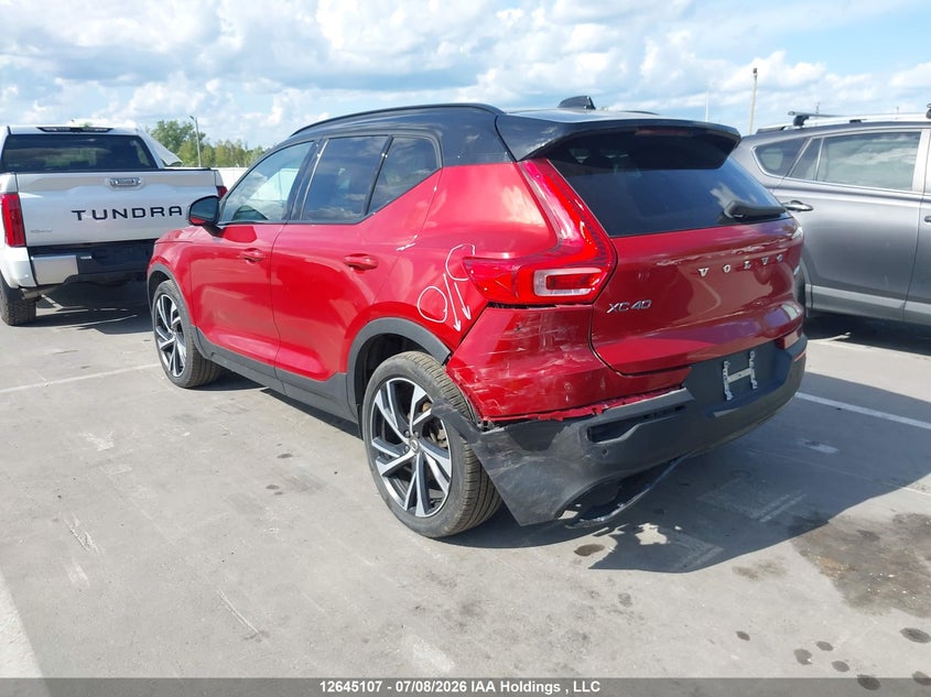 2021 Volvo Xc40 T5 R-Design VIN: YV4162UM1M2516726 Lot: 12645107