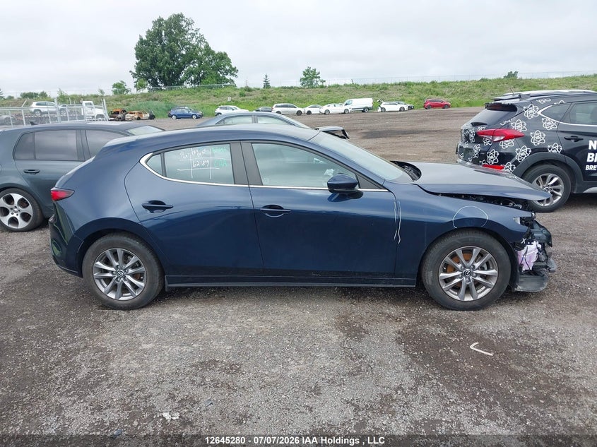 2022 Mazda 3 Select VIN: JM1BPAK7XN1501497 Lot: 12645280
