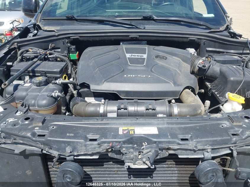2018 Jeep Grand Cherokee Overland VIN: 1C4RJFCM4JC411925 Lot: 12645325