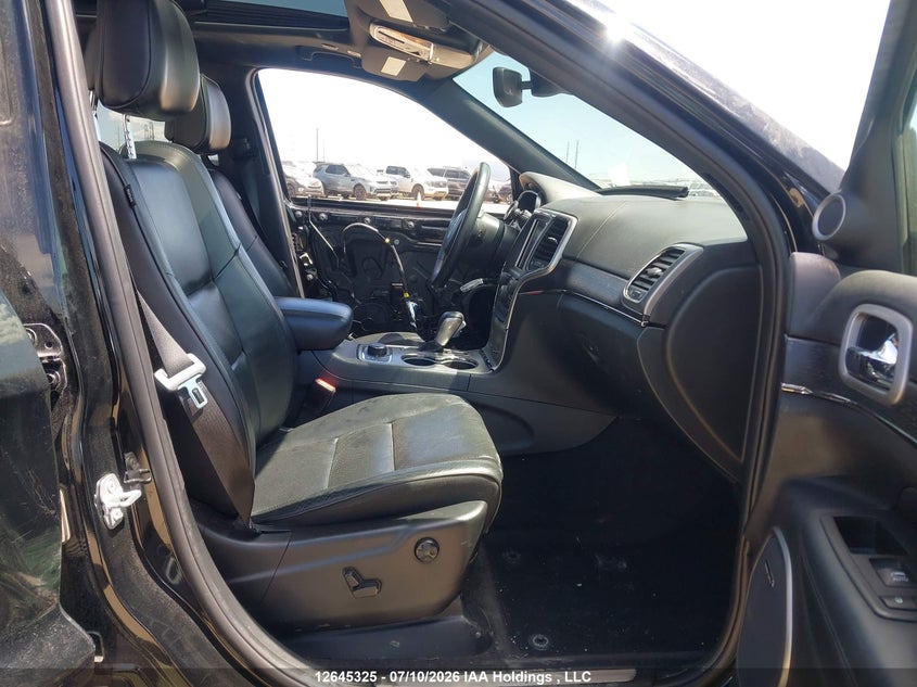 2018 Jeep Grand Cherokee Overland VIN: 1C4RJFCM4JC411925 Lot: 12645325