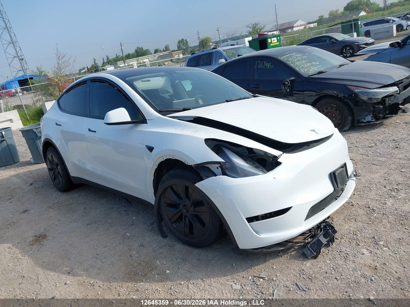 2024 TESLA MODEL Y LONG RANGE/RWD