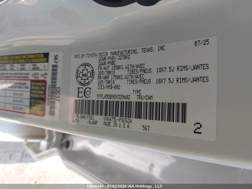 2025 Toyota Tundra Sr 4X4 VIN: 5TFLA5DB9SX329602 Lot: 12645393