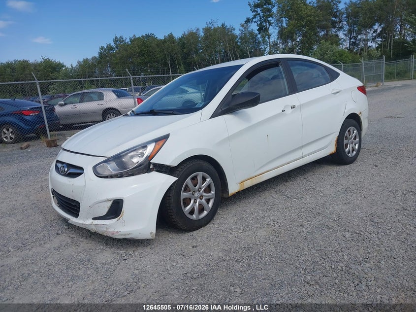 2013 Hyundai Accent Gls/Gs VIN: KMHCT4AE4DU297242 Lot: 12645505