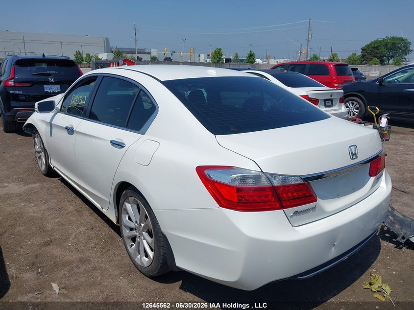 2014 Honda Accord Touring VIN: 1HGCR2F92EA804047 Lot: 12645562