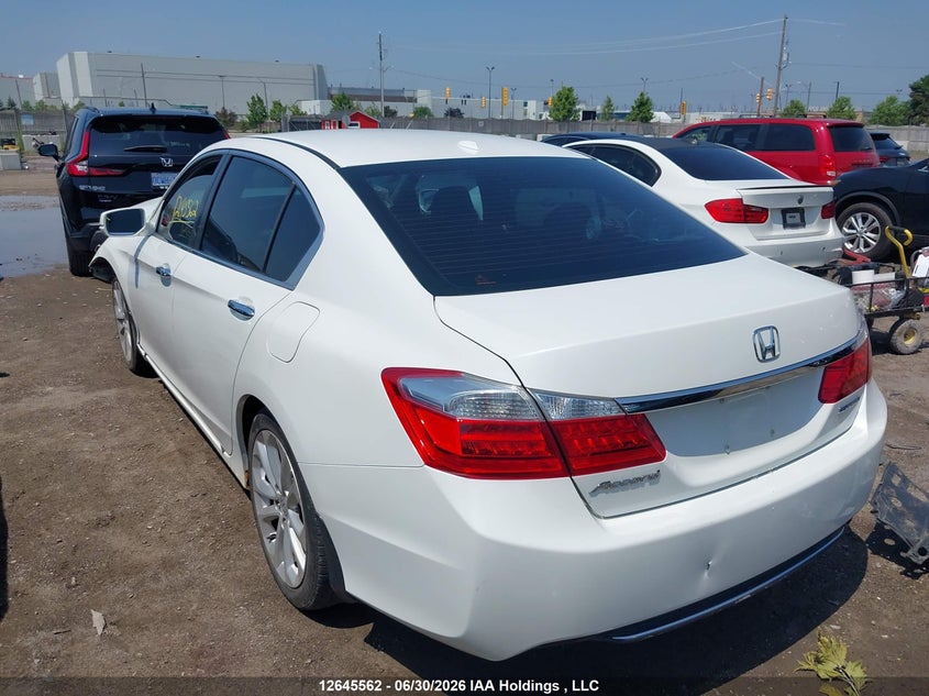 2014 Honda Accord Touring VIN: 1HGCR2F92EA804047 Lot: 12645562
