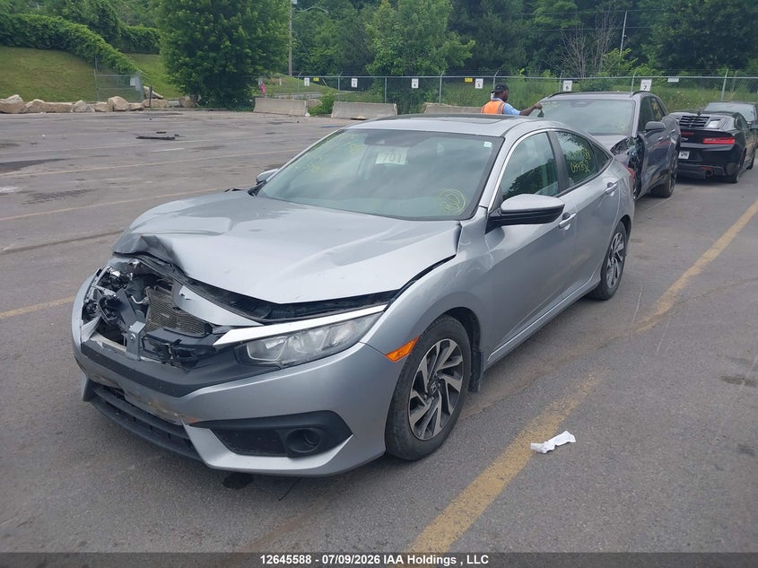 Vin: 2hgfc2f81jh039852, lot: 3046862, honda civic ex 20182