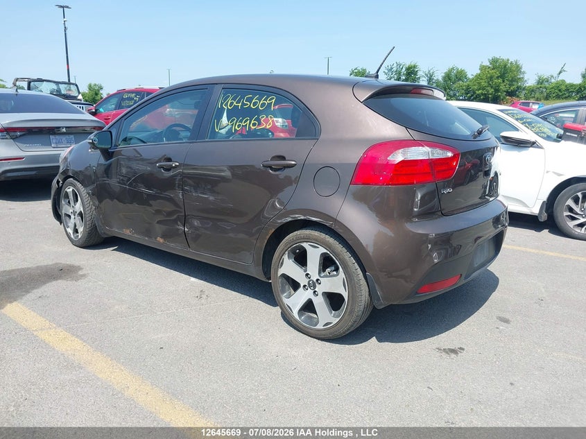Vin: knadn5a3xf6969638, lot: 3046949, kia rio ex/sx 20153