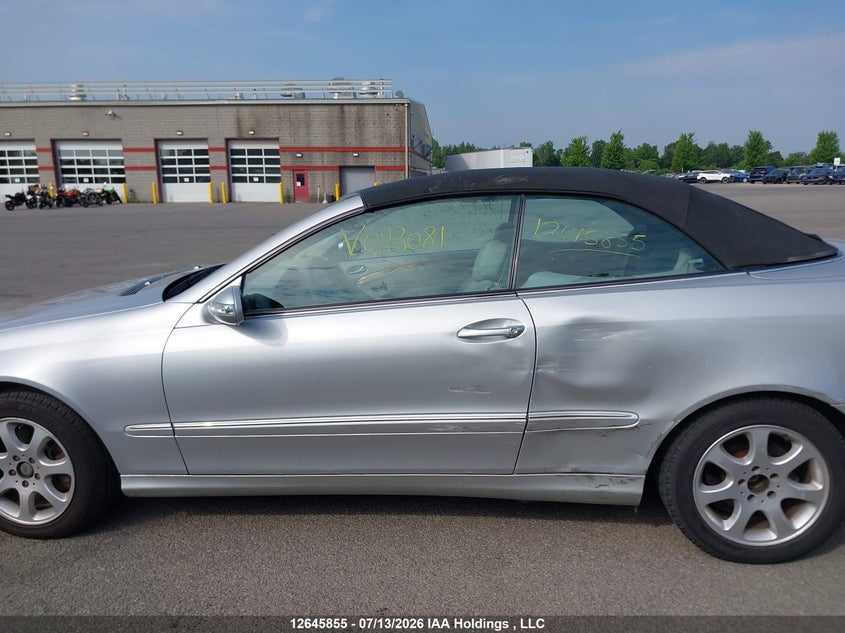 2004 Mercedes-Benz Clk 320 VIN: WDBTK65G34T023081 Lot: 12645855