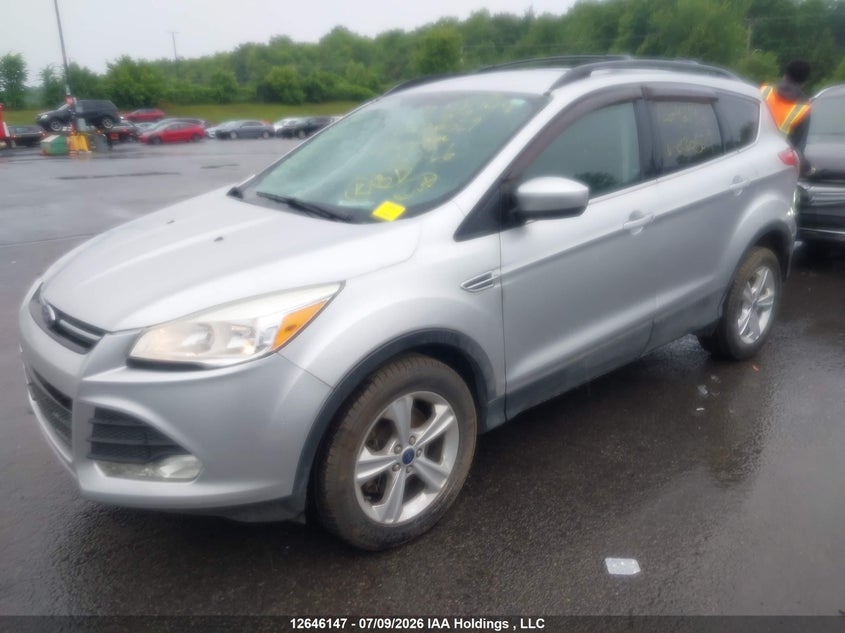 2014 Ford Escape, Возможны проблемы с механикой, IAAI, VIN 1FMCU9GX5EUE30529 — фото 2