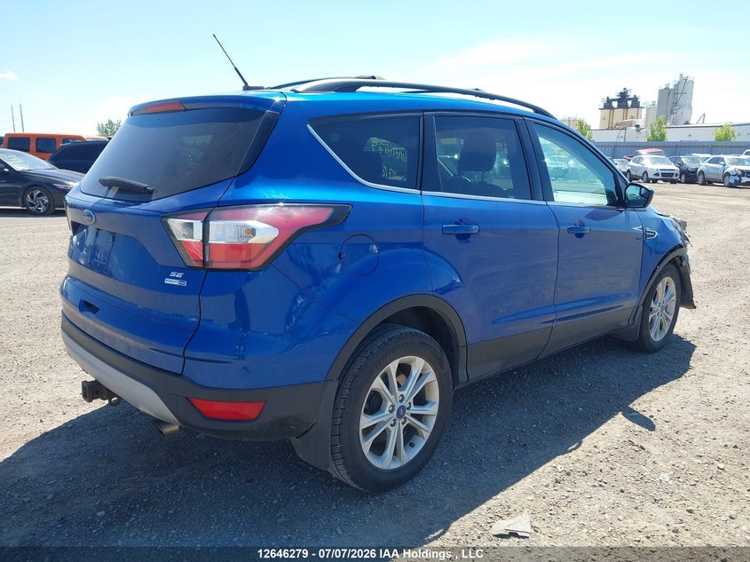 Vin: 1fmcu9gd5jub77941, lot: 3047591, ford escape se 20184