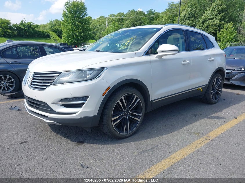 2017 Lincoln MKC, Water, IAAI, VIN 5LMTJ3DHXHUL24565 — photo 2