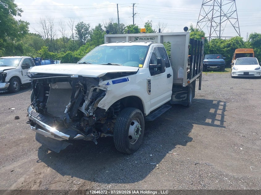 2022 Ford F350, Front, IAAI, VIN 1FDRF3H66NEE09478 — photo 2