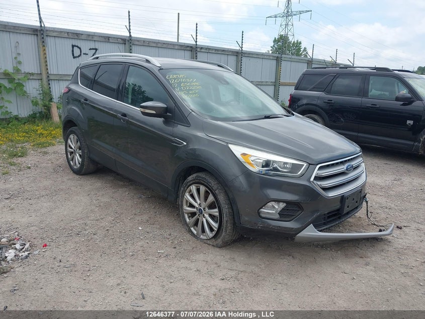 Vin: 1fmcu9j9xhud22258, lot: 3047693, ford escape titanium 2017 img_1