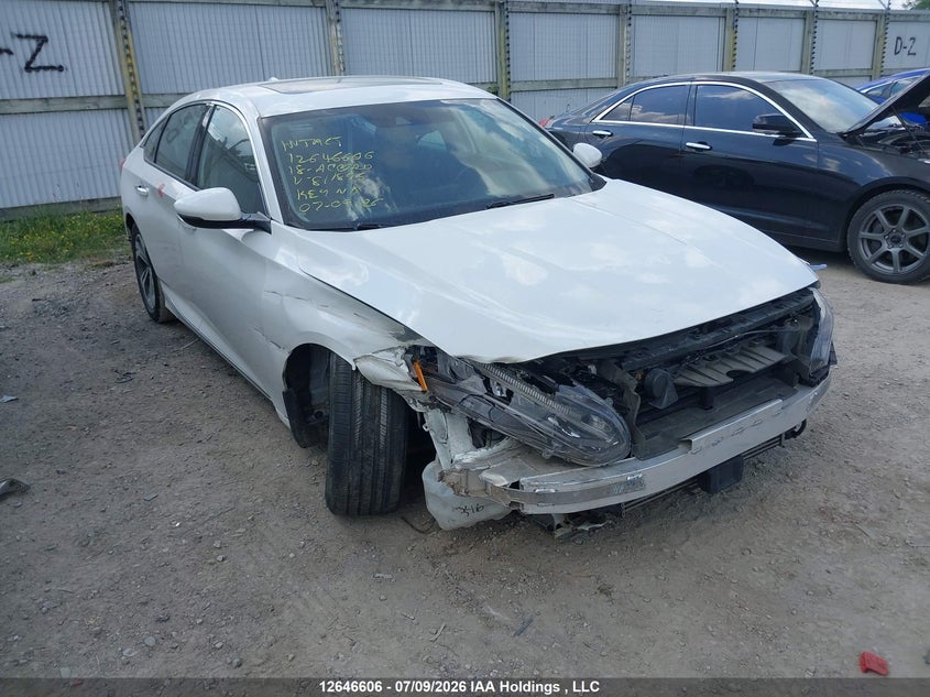 Vin: 1hgcv1f57ja811895, lot: 3047965, honda accord 2018 img_1