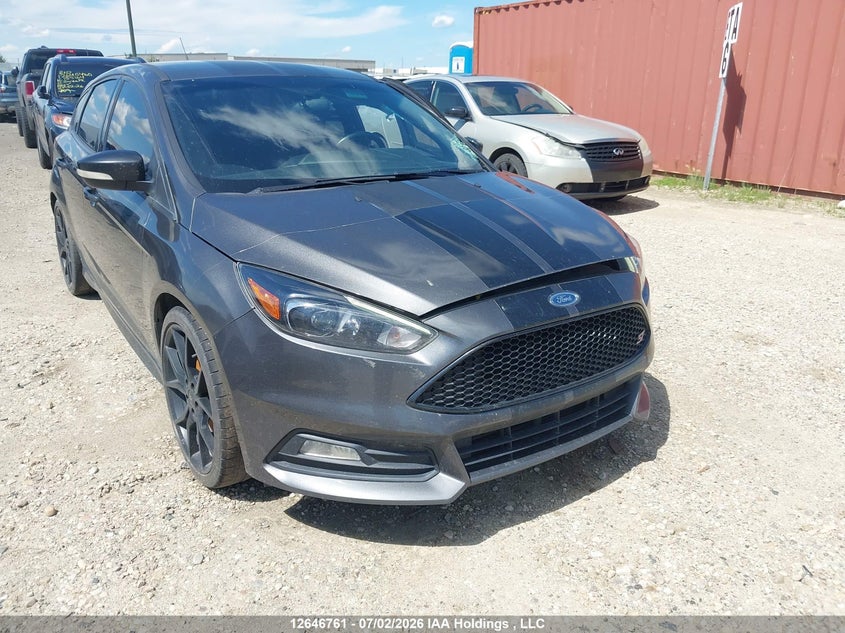 Vin: 1fadp3l92fl370677, lot: 3048120, ford focus st st 2015 img_1