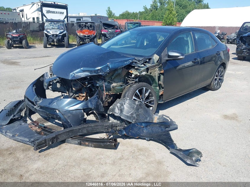 Vin: 2t1burhe5hc792388, lot: 3048180, toyota corolla se 20172