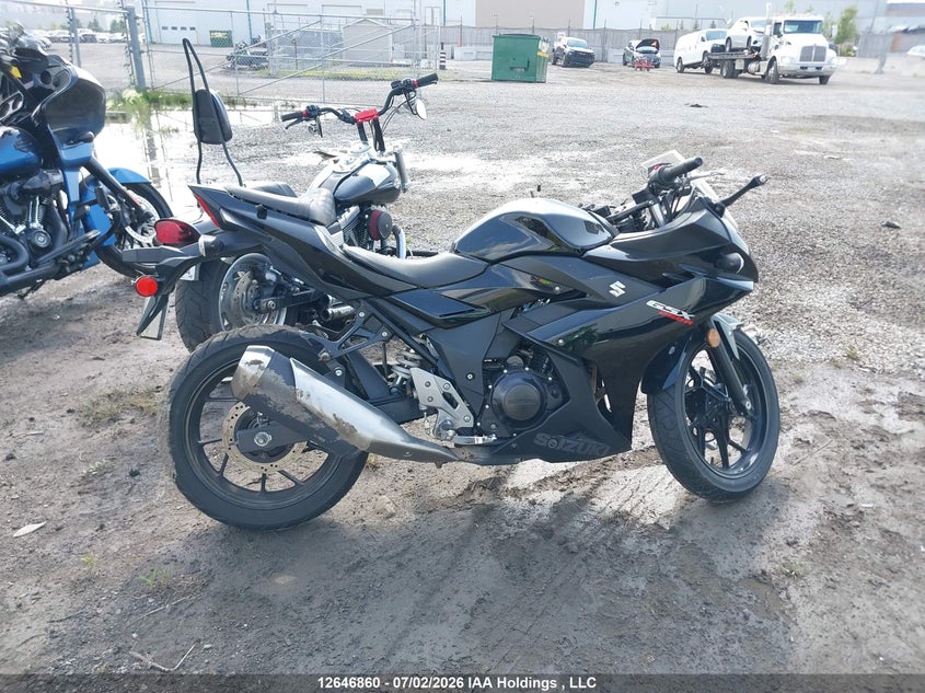 2018 SUZUKI GSX SPORT_BIKE 2