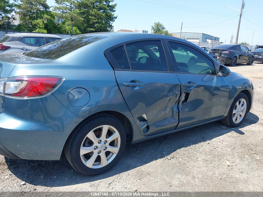 2011 Mazda 3 I VIN: JM1BL1VFXB1370517 Lot: 12647142