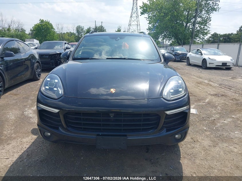 2017 Porsche Cayenne Platinum Edition VIN: WP1AA2A21HKA81151 Lot: 12647306