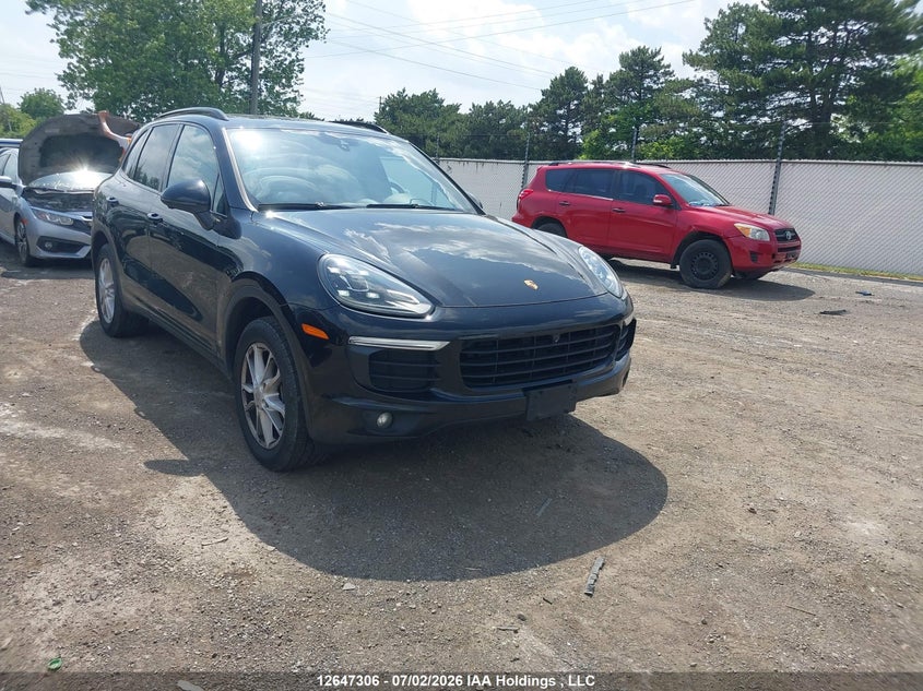 2017 PORSCHE CAYENNE PLATINUM EDITION