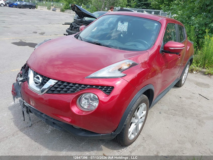 2017 Nissan Juke, Внешний пожар, IAAI, VIN JN8AF5MV7HT754906 — фото 2