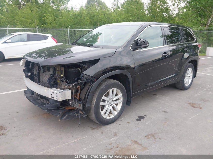 2014 Toyota Highlander, Front, IAAI, VIN 5TDBKRFH6ES044397 — photo 2