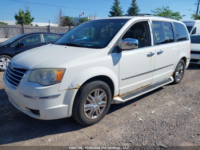 2008 Chrysler Town & Country, Вандализм, IAAI, VIN 2A8HR64X68R812108 — фото 2