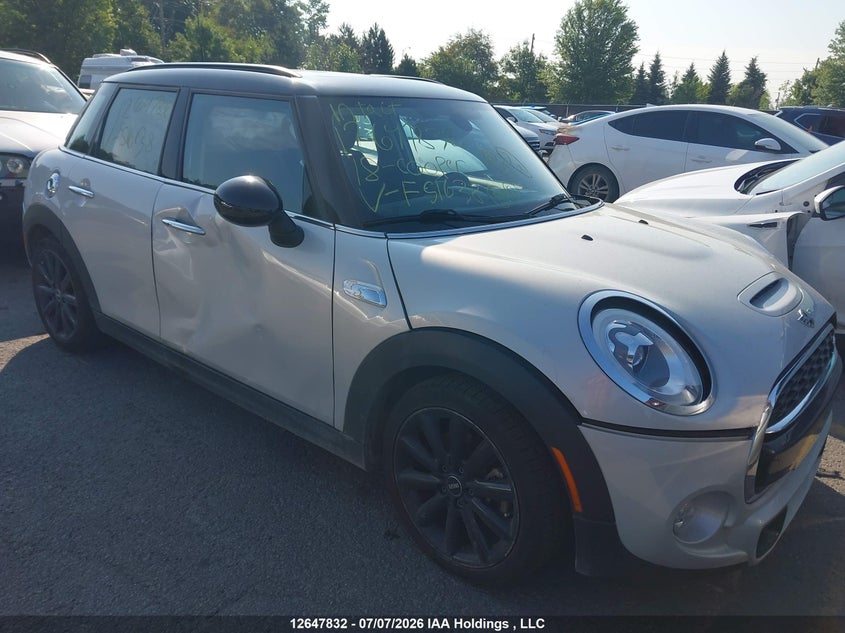 2018 Mini 5 Door Cooper S, Правий бік, IAAI, VIN WMWXU3C55J2F51638