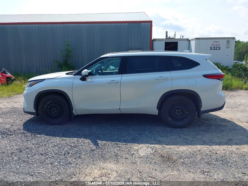 2022 Toyota Highlander Xle VIN: 5TDGZRBH5NS168524 Lot: 12648346