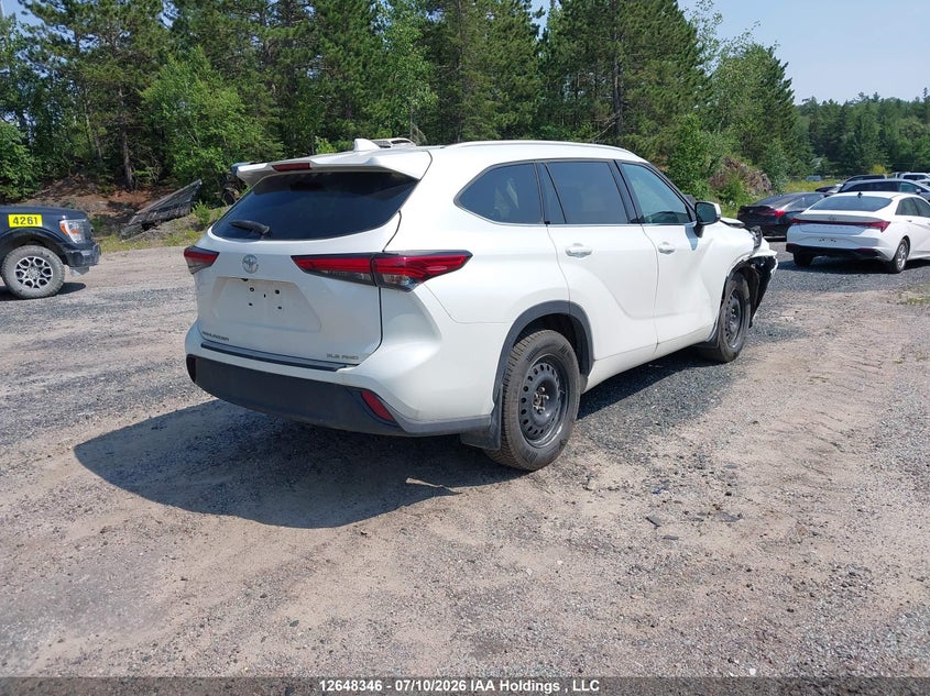 2022 Toyota Highlander Xle VIN: 5TDGZRBH5NS168524 Lot: 12648346