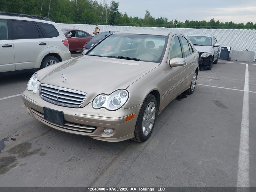 2005 Mercedes-Benz C 320 4Matic, Water, IAAI, VIN WDBRF84J65F560499 — photo 2