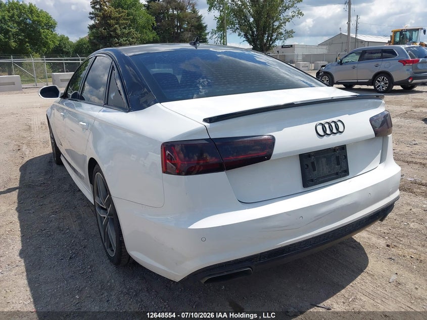 Vin: wauj8afc7hn111077, lot: 3050069, audi a6 20173