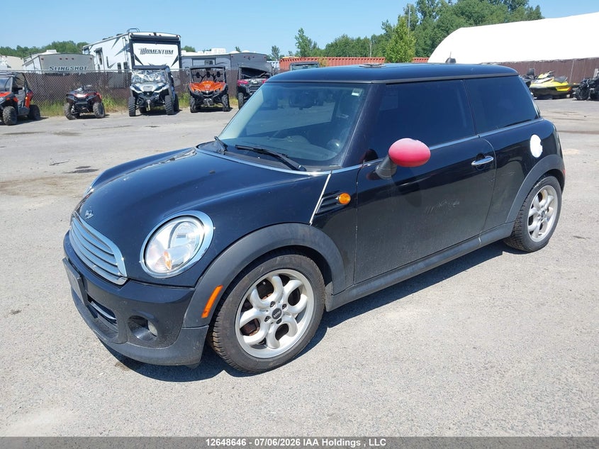 2013 MINI Hatch, Затопление, IAAI, VIN WMWSU3C54DT688303 — фото 2