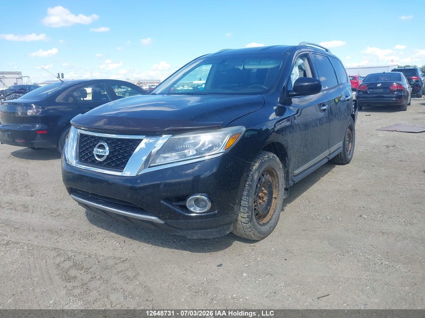 2014 Nissan Pathfinder, Left Rear, IAAI, VIN 5N1AR2MM1EC616648 — photo 2