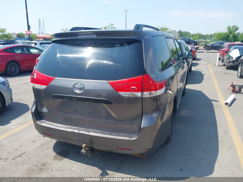 2011 TOYOTA SIENNA VAN 3.5L V-6 DOHC, VVT, 266HP