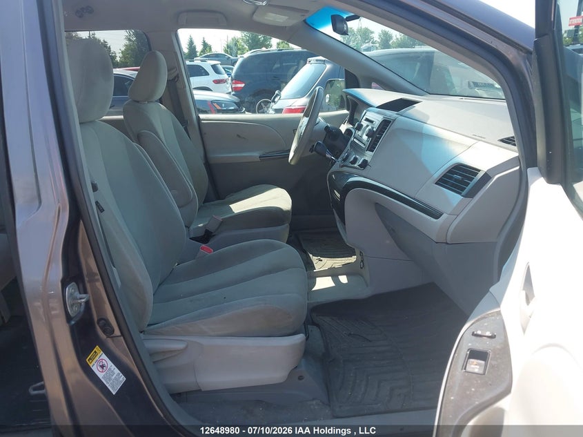 2011 TOYOTA SIENNA VAN 3.5L V-6 DOHC, VVT, 266HP