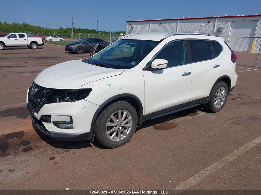 2017 Nissan Rogue, Front, IAAI, VIN 5N1AT2MT7HC768947 — photo 2
