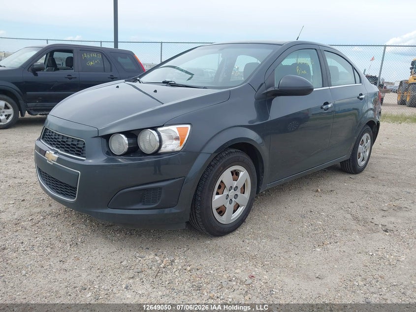 2014 Chevrolet Sonic, Rear, IAAI, VIN 1G1JC5SH3E4157140 — photo 2