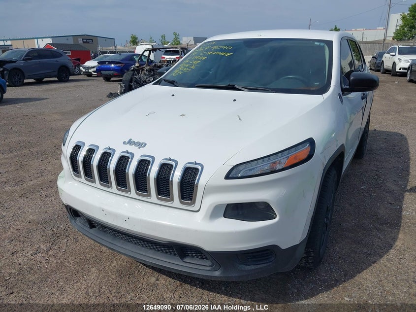 2014 Jeep Cherokee, Left Side, IAAI, VIN 1C4PJLAB6EW114019 — photo 2