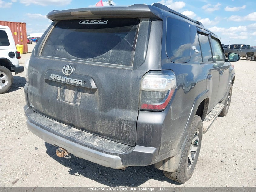 Vin: jtebu5jr9k5713861, lot: 3050699, toyota 4runner sr5 20194
