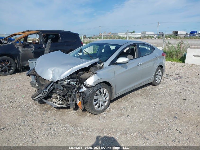 2013 Hyundai Elantra Gls/Limited, Front, IAAI, VIN 5NPDH4AE8DH226016 — photo 2