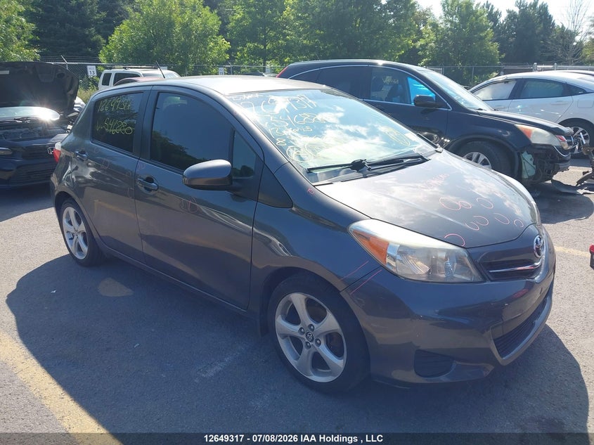 Vin: jtdktud38dd546880, lot: 3050861, toyota yaris le 2013 img_1