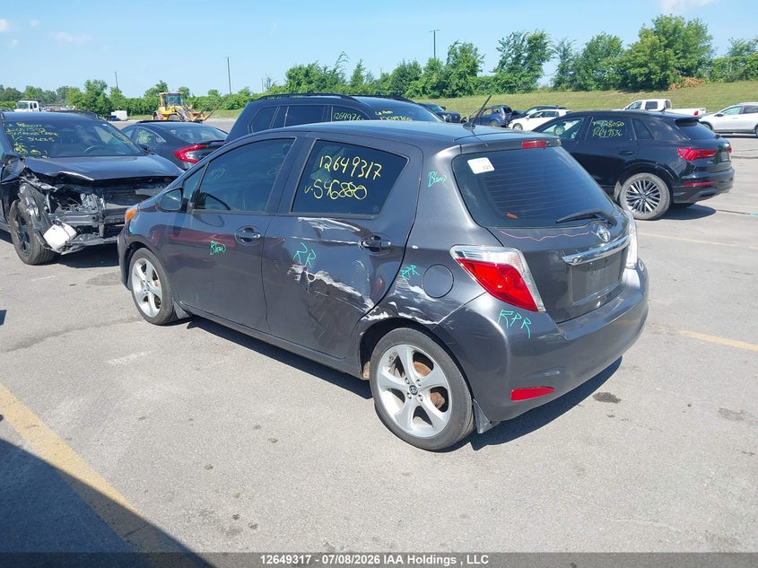 Vin: jtdktud38dd546880, lot: 3050861, toyota yaris le 20133