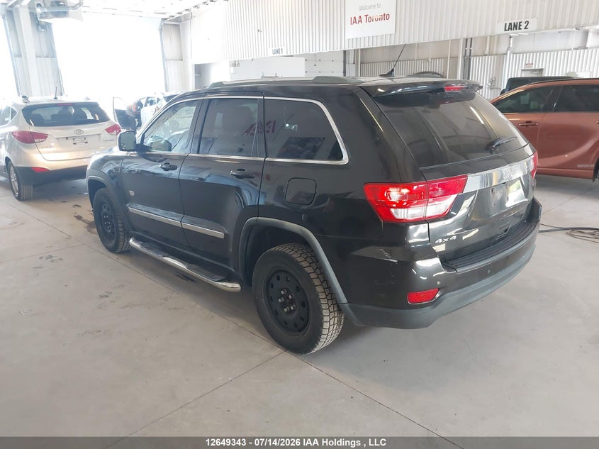 Vin: 1j4rr4gg8bc647877, lot: 3050887, jeep grand cherokee laredo 20113