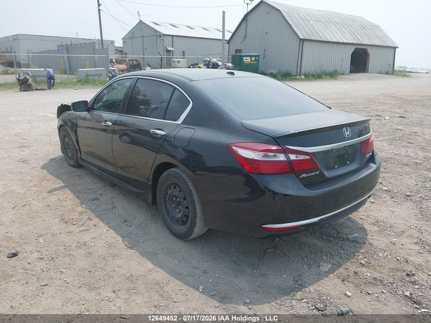 Vin: 1hgcr2f03ha804497, lot: 3051017, honda accord ex 20173