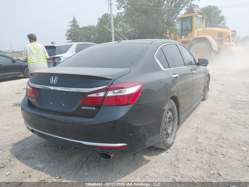 Vin: 1hgcr2f03ha804497, lot: 3051017, honda accord ex 20174